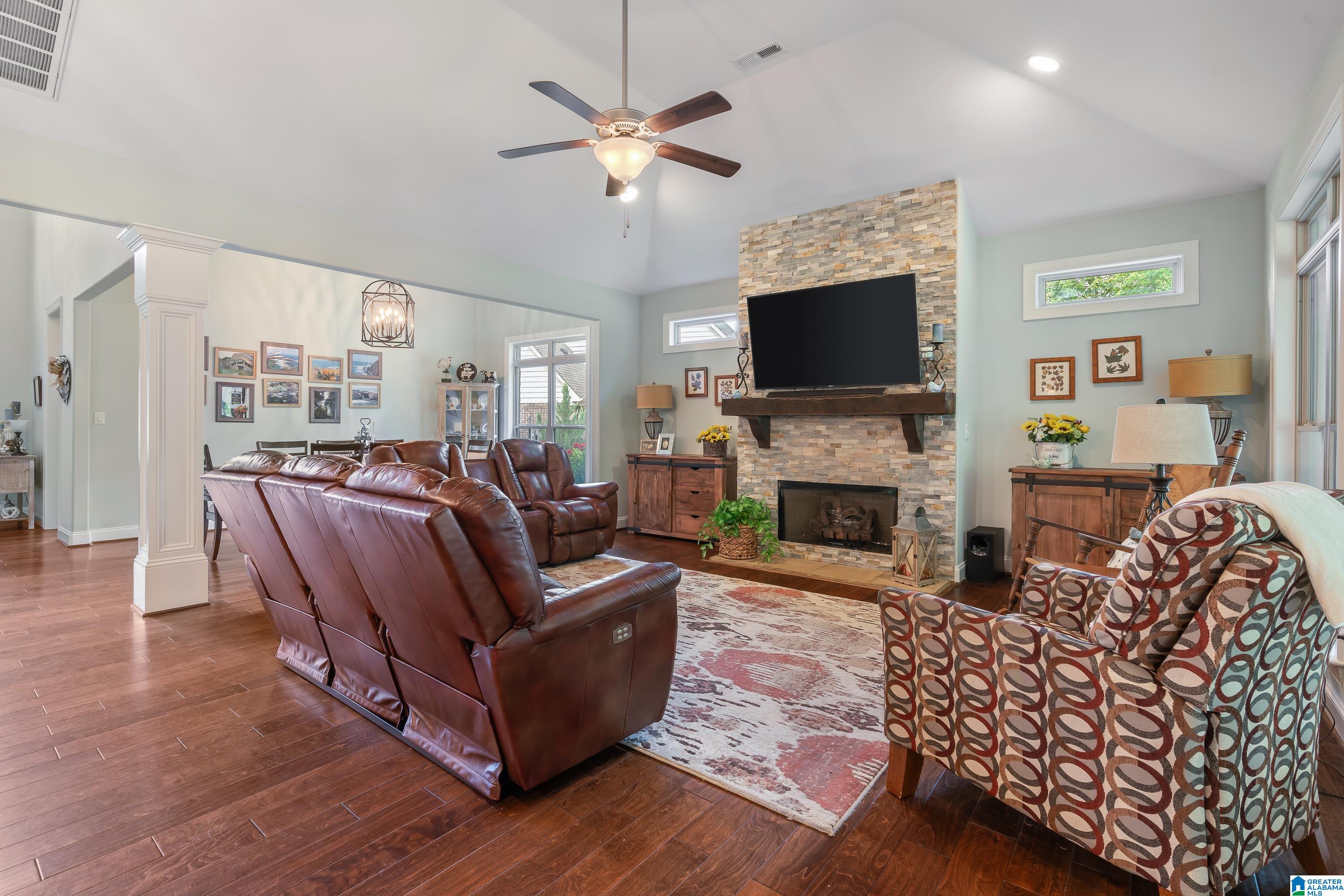 533 Kirkwall Circle Pelham, AL 35124 - Photo 6 of 59