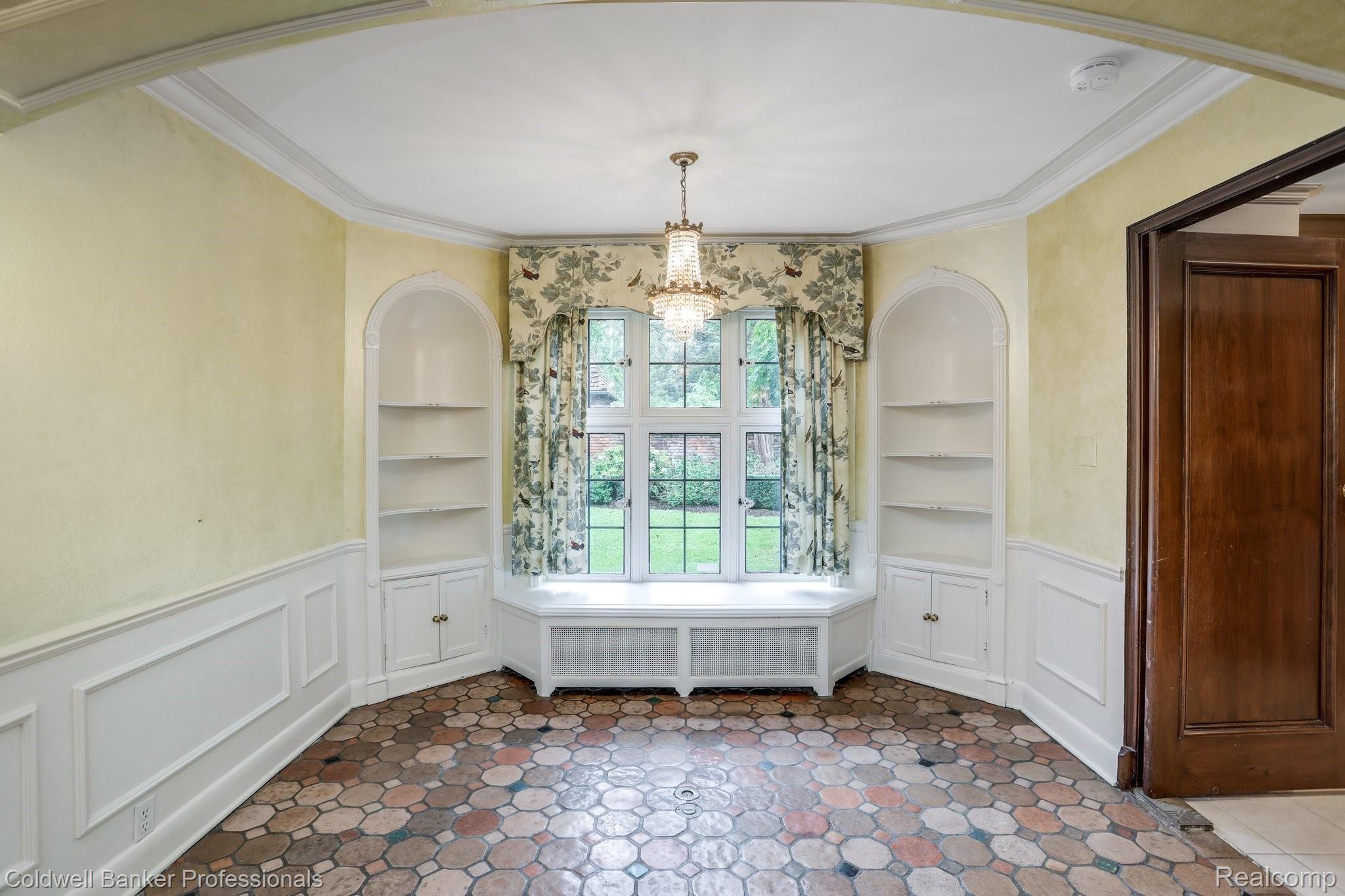 166 Ridge Road Grosse Pointe, MI 48236 - Photo 15 of 78 15-web-or-mls-166 Ridge Road Grosse Pointe Farms0014.jpg