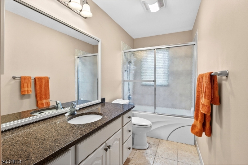 15 Hampton Court Bernards, NJ 07920 - Photo 24 of 45