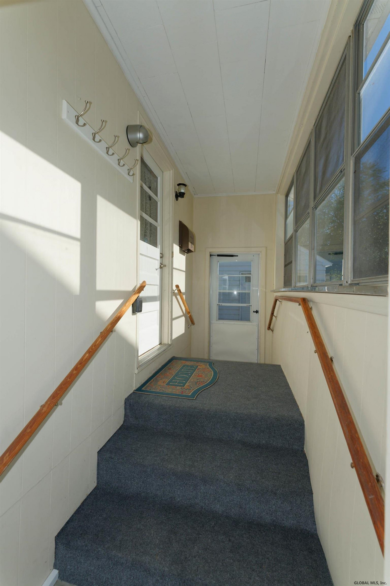 77 Russell Road Colonie, NY 12205 - Photo 15 of 43 Photo 15
