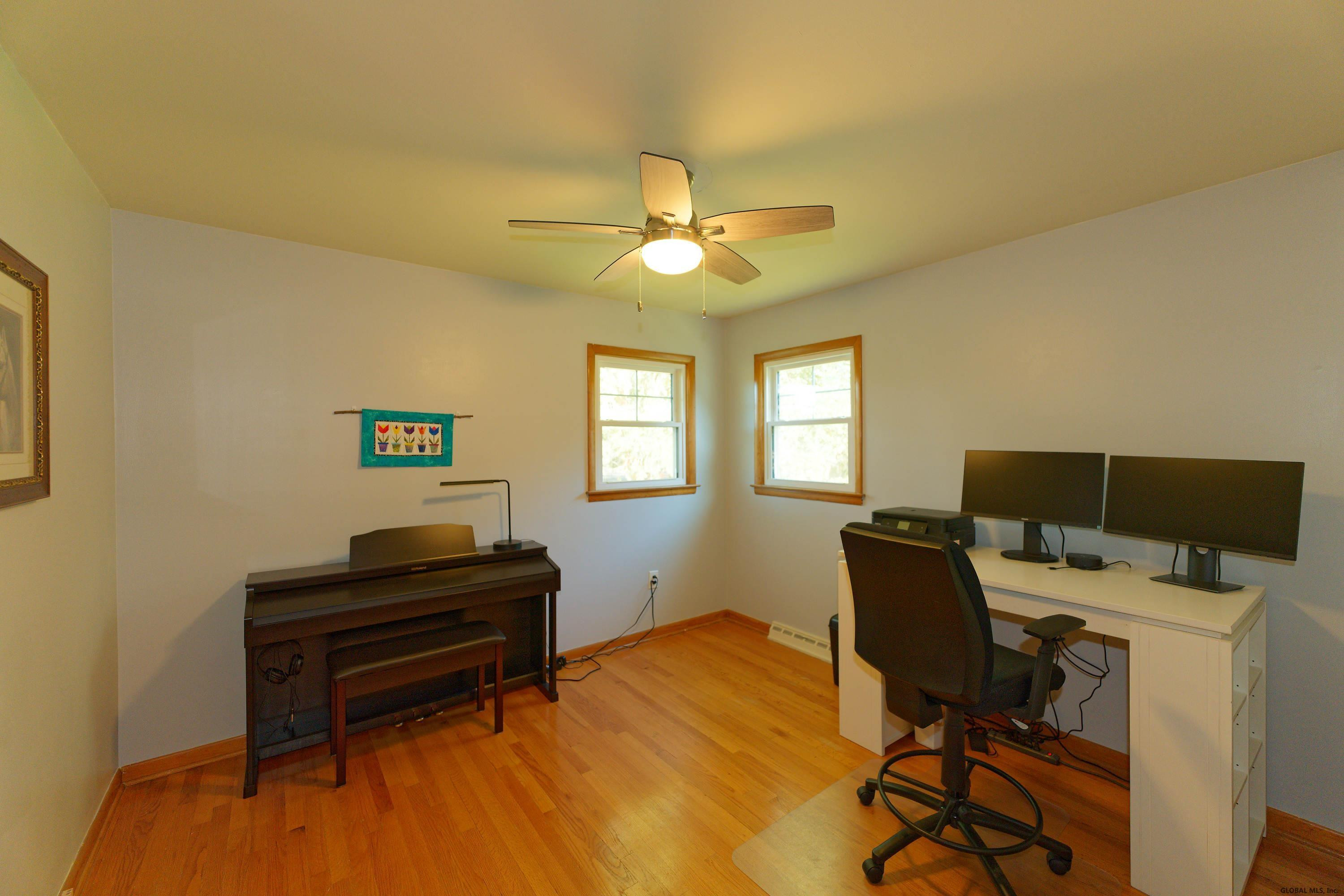 77 Russell Road Colonie, NY 12205 - Photo 16 of 43 Photo 16