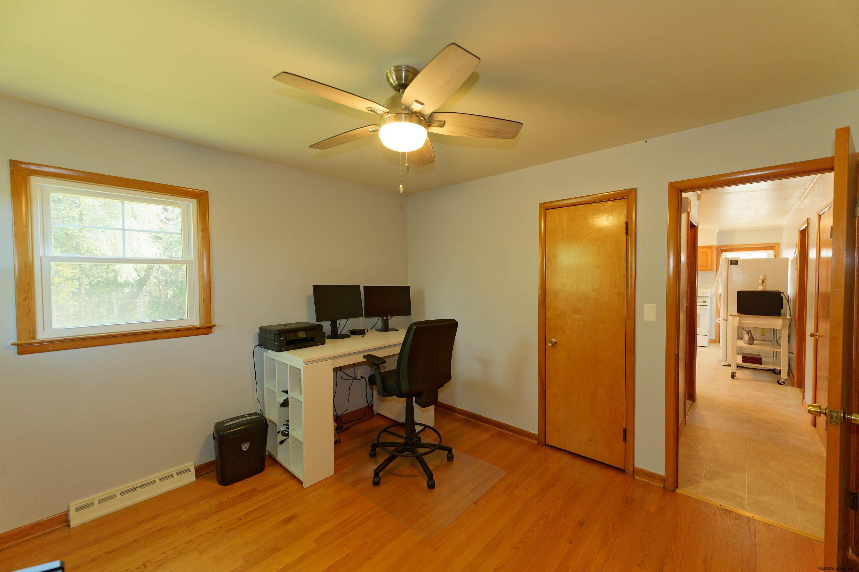 77 Russell Road Colonie, NY 12205 - Photo 17 of 43 Photo 17