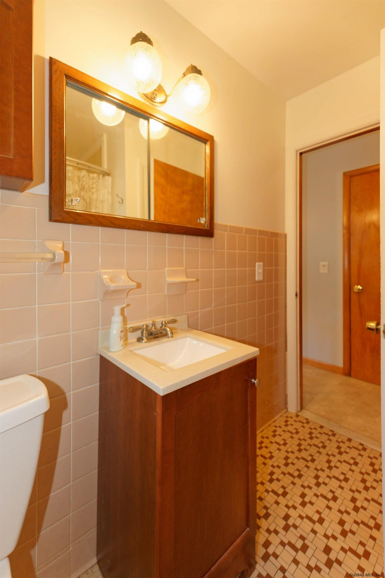 77 Russell Road Colonie, NY 12205 - Photo 20 of 43 Photo 20