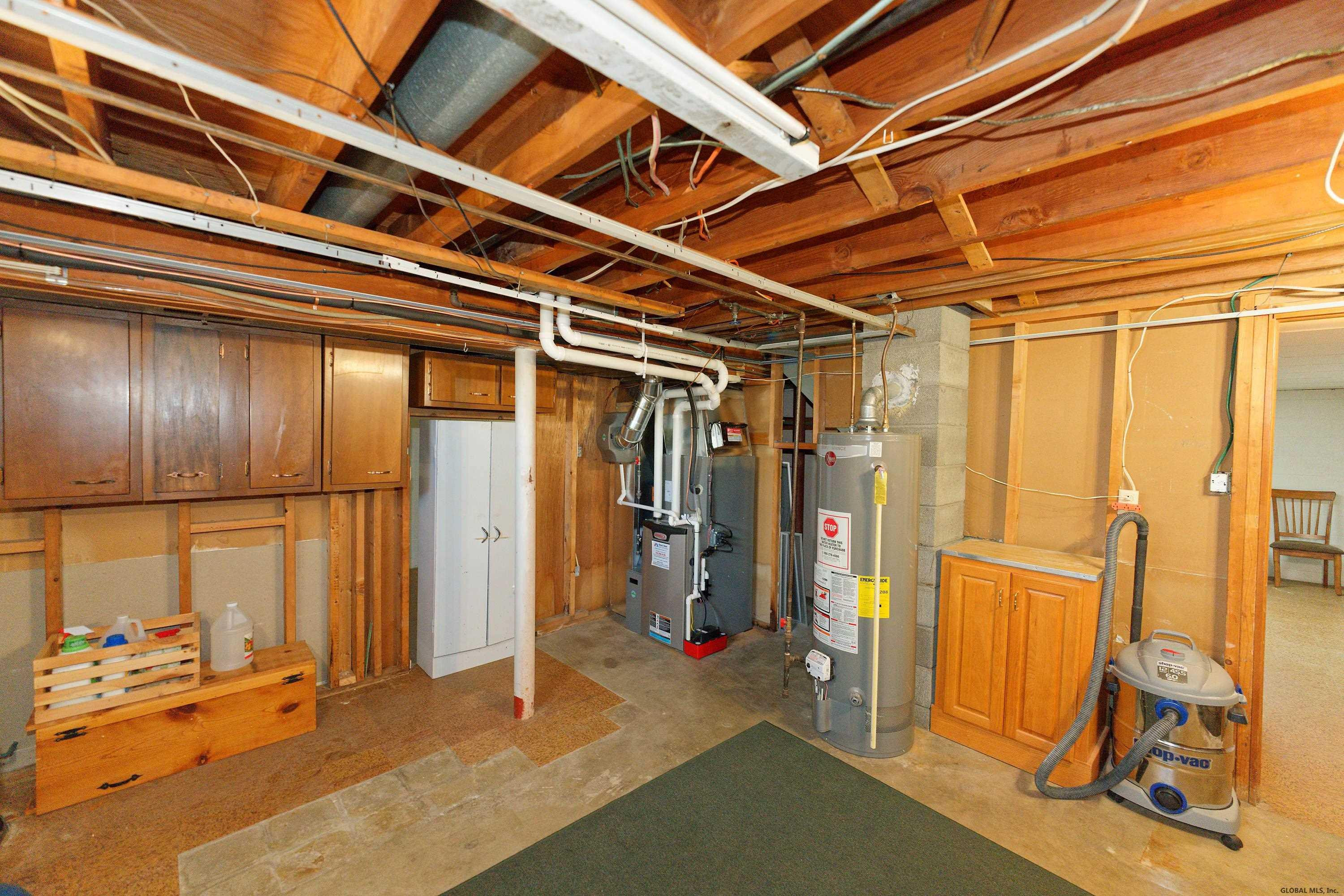 77 Russell Road Colonie, NY 12205 - Photo 32 of 43 Photo 32