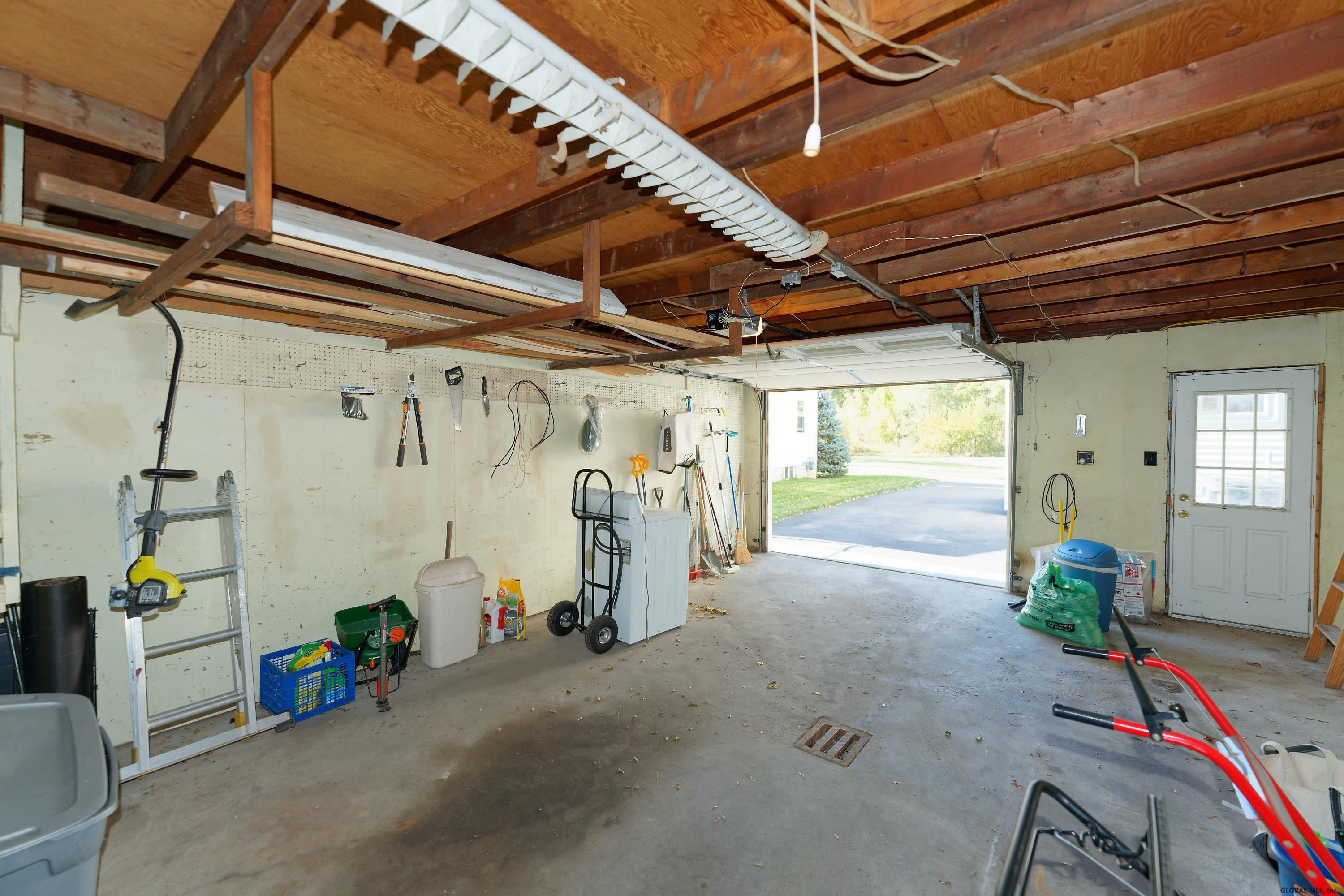 77 Russell Road Colonie, NY 12205 - Photo 35 of 43 Photo 35