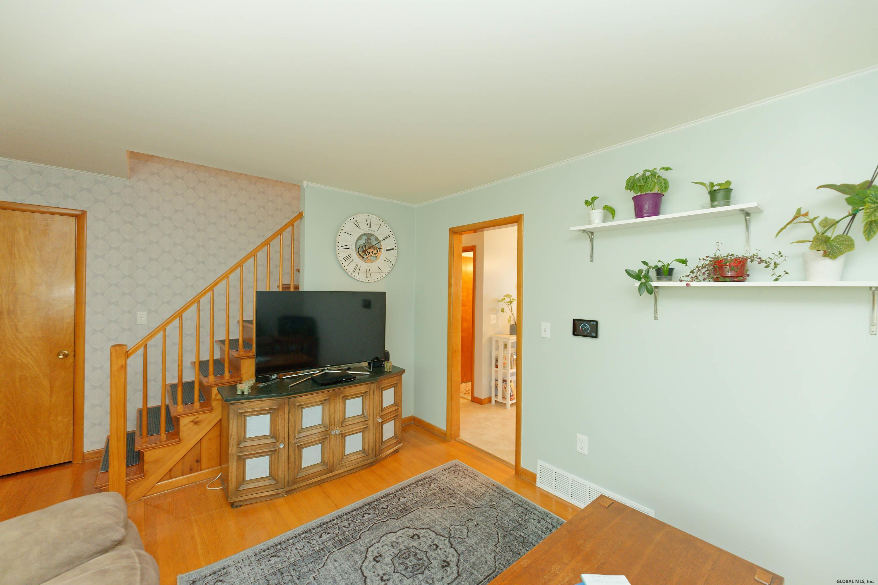 77 Russell Road Colonie, NY 12205 - Photo 10 of 43 Photo 10