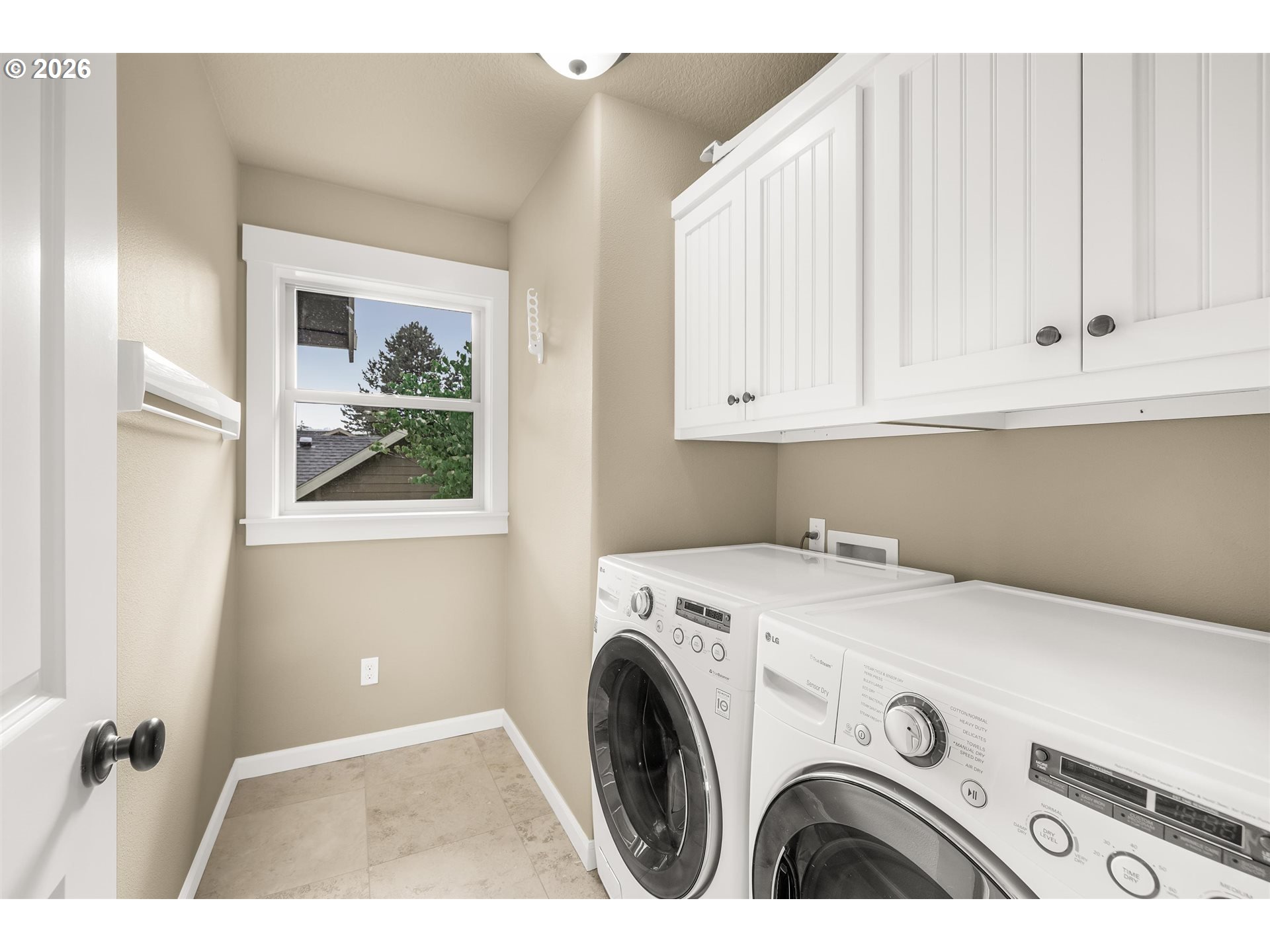 16073 Southeast Pinot Road Milwaukie, OR 97267 - Photo 31 of 44 a utility room with dryer and washer