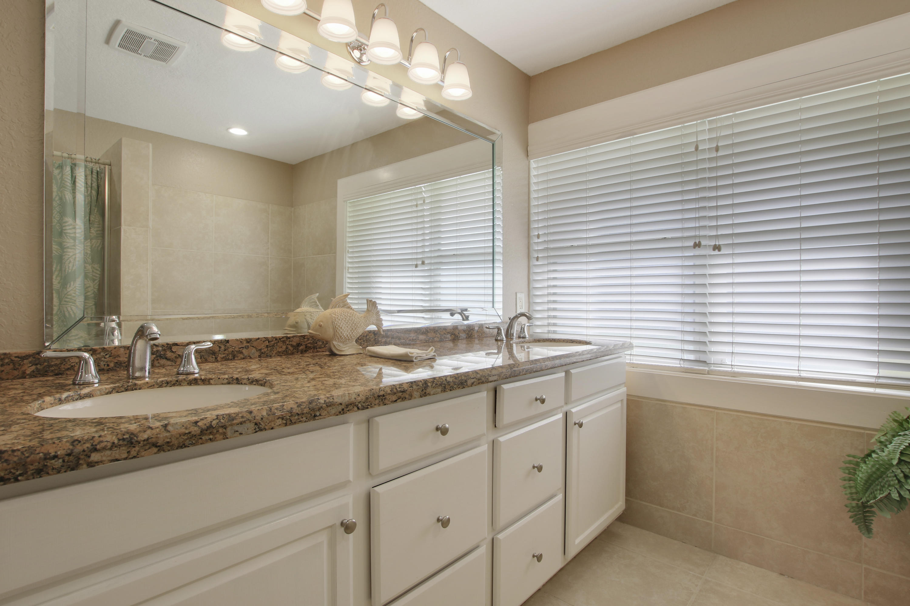 807 Palmer Road Delray Beach, FL 33483 - Photo 17 of 28 MASTER BATHROOM