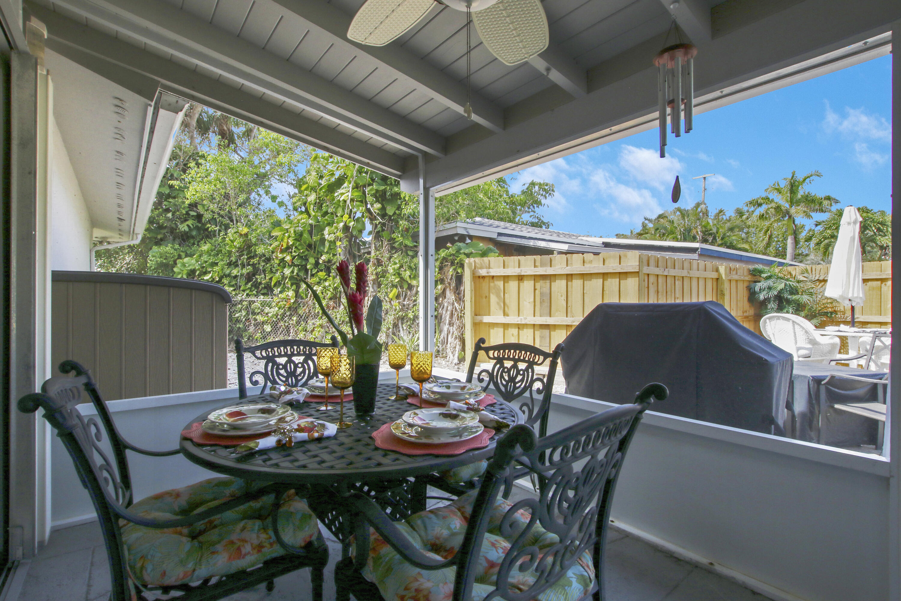 807 Palmer Road Delray Beach, FL 33483 - Photo 23 of 28 SCREENED PATIO