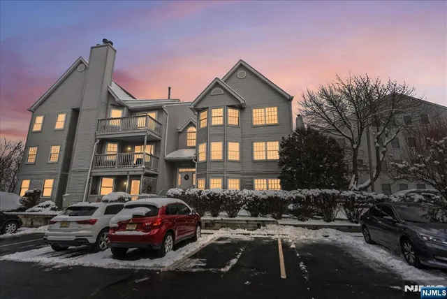 $349,000 | 49 Boulder Run Road, Unit 182, Paterson, NJ 07501