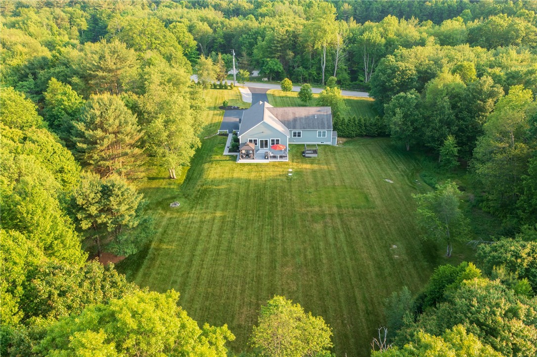 162 Pine Orchard Road Glocester, RI 02814 - Photo 29 of 40 So private!