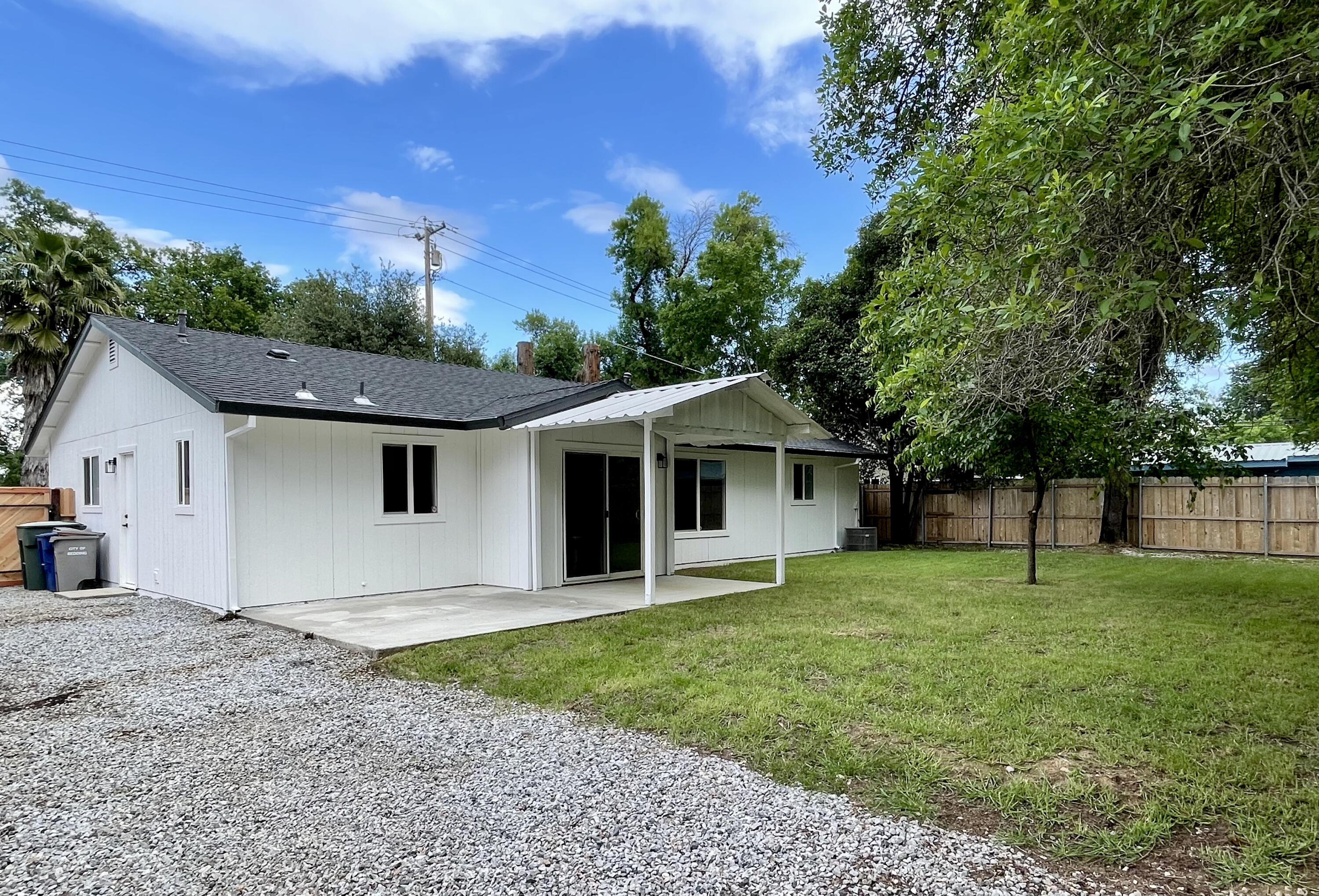 5370 Cedars Road Redding, CA 96001 - Photo 25 of 28 25