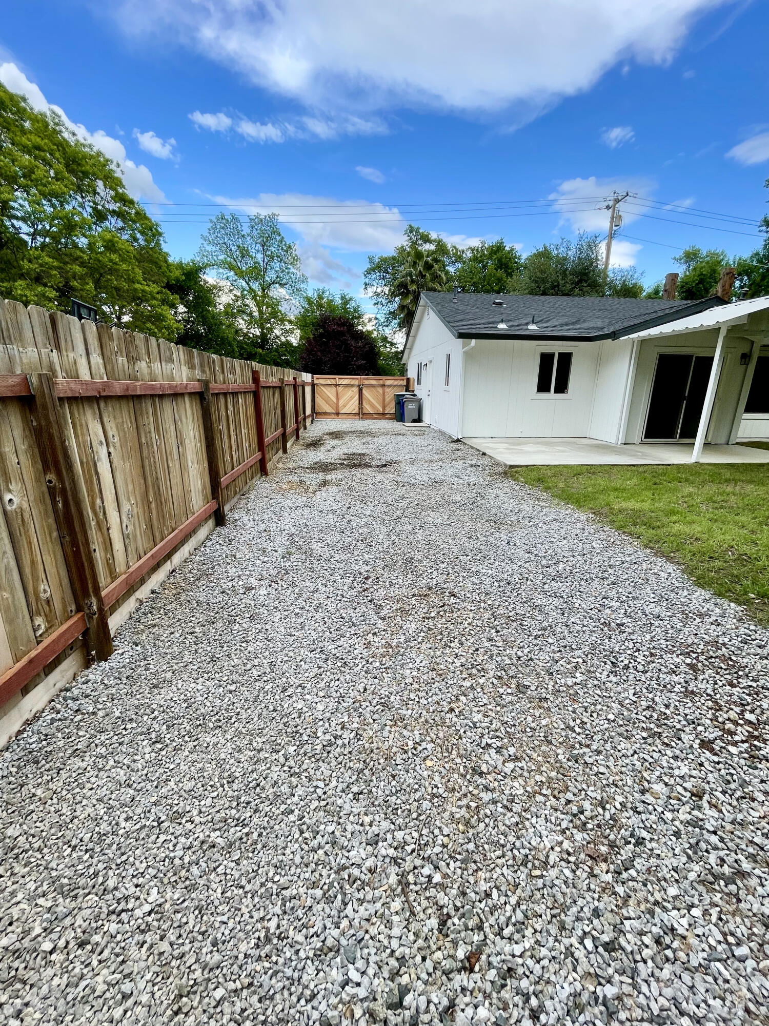 5370 Cedars Road Redding, CA 96001 - Photo 27 of 28 27