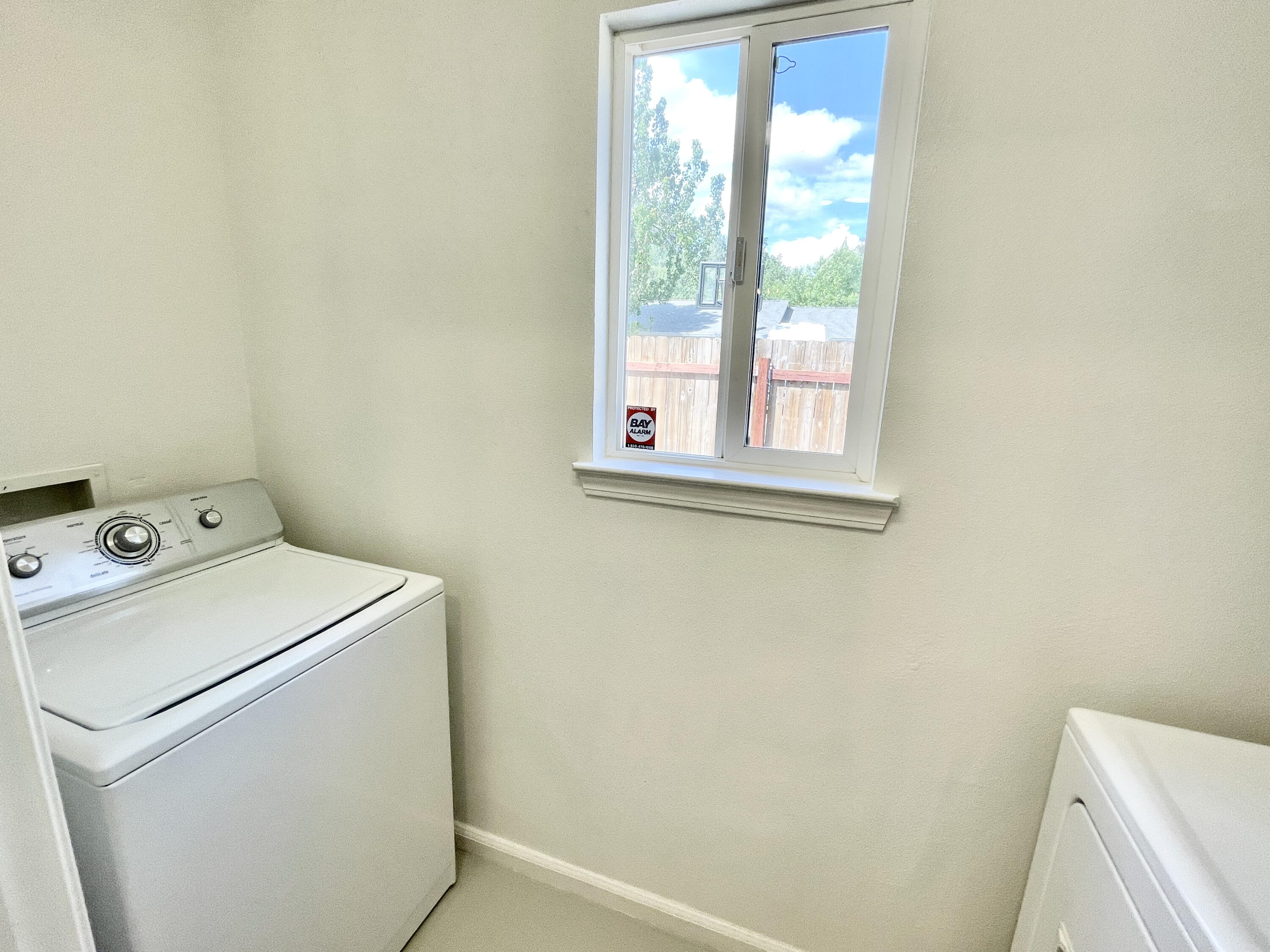 5370 Cedars Road Redding, CA 96001 - Photo 9 of 28 9