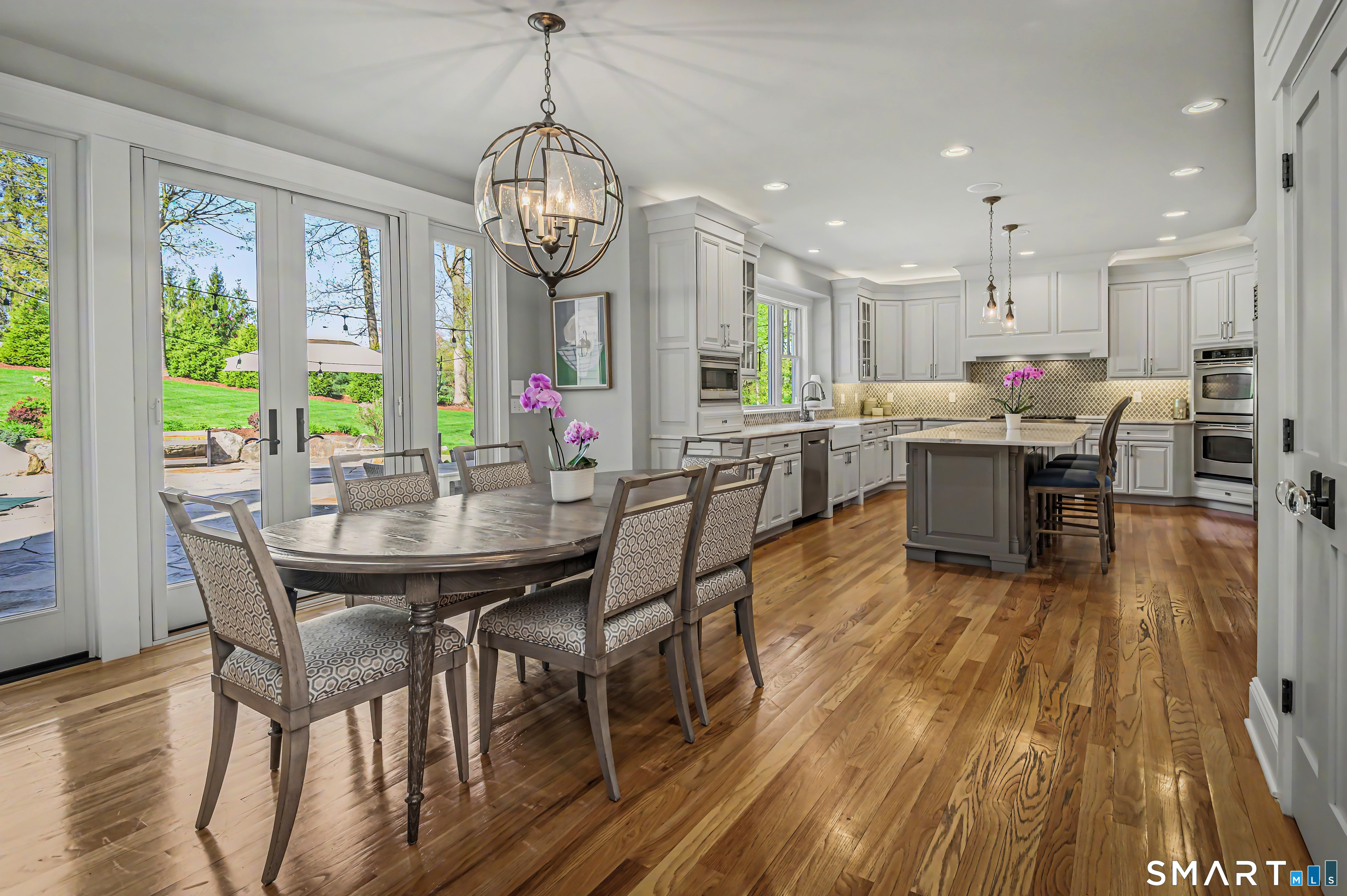 54 Barry Avenue Ridgefield, CT 06877 - Photo 7 of 40