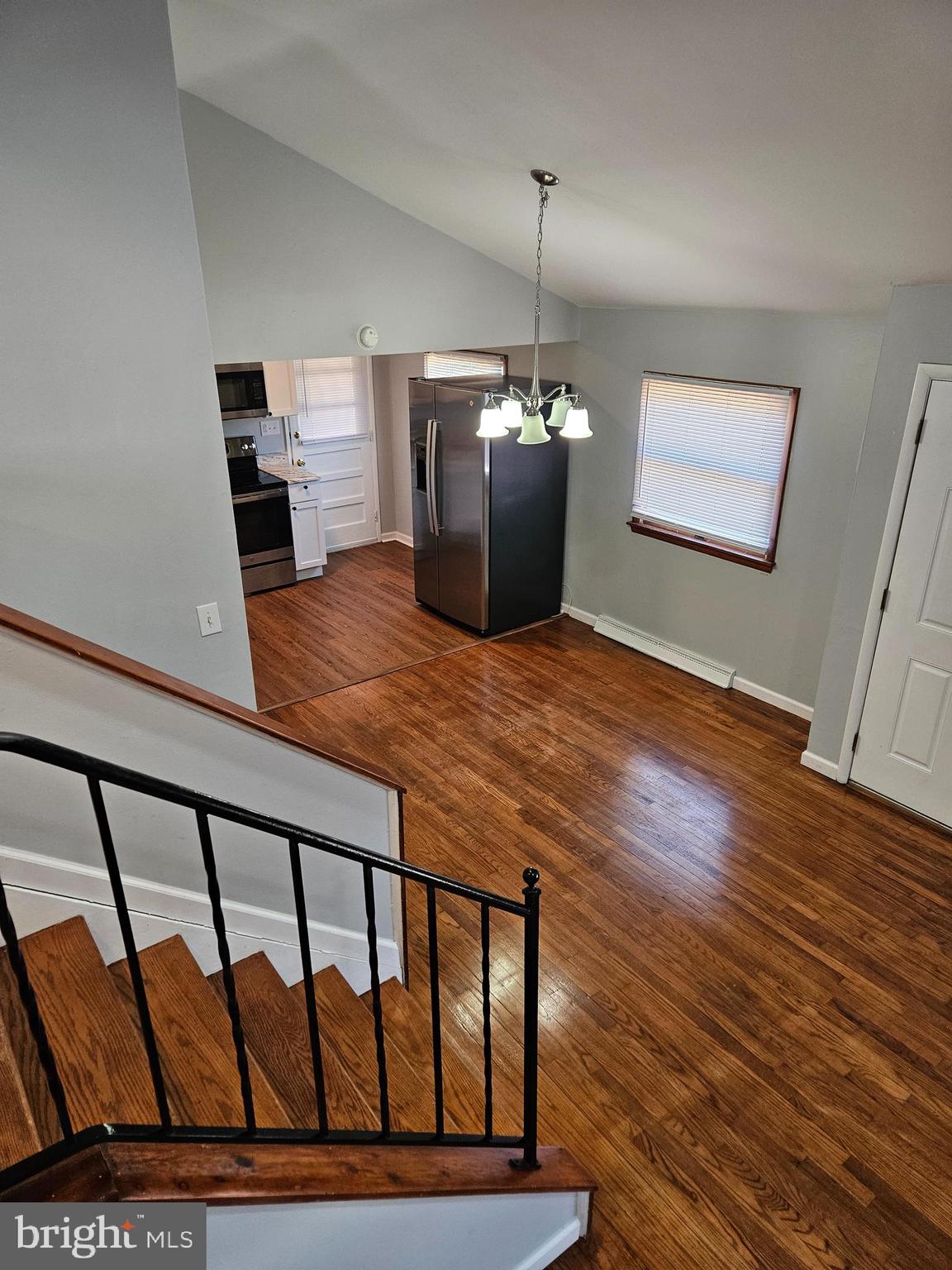 29 Malvern Road Newark, DE 19713 - Photo 10 of 14 a view of entryway