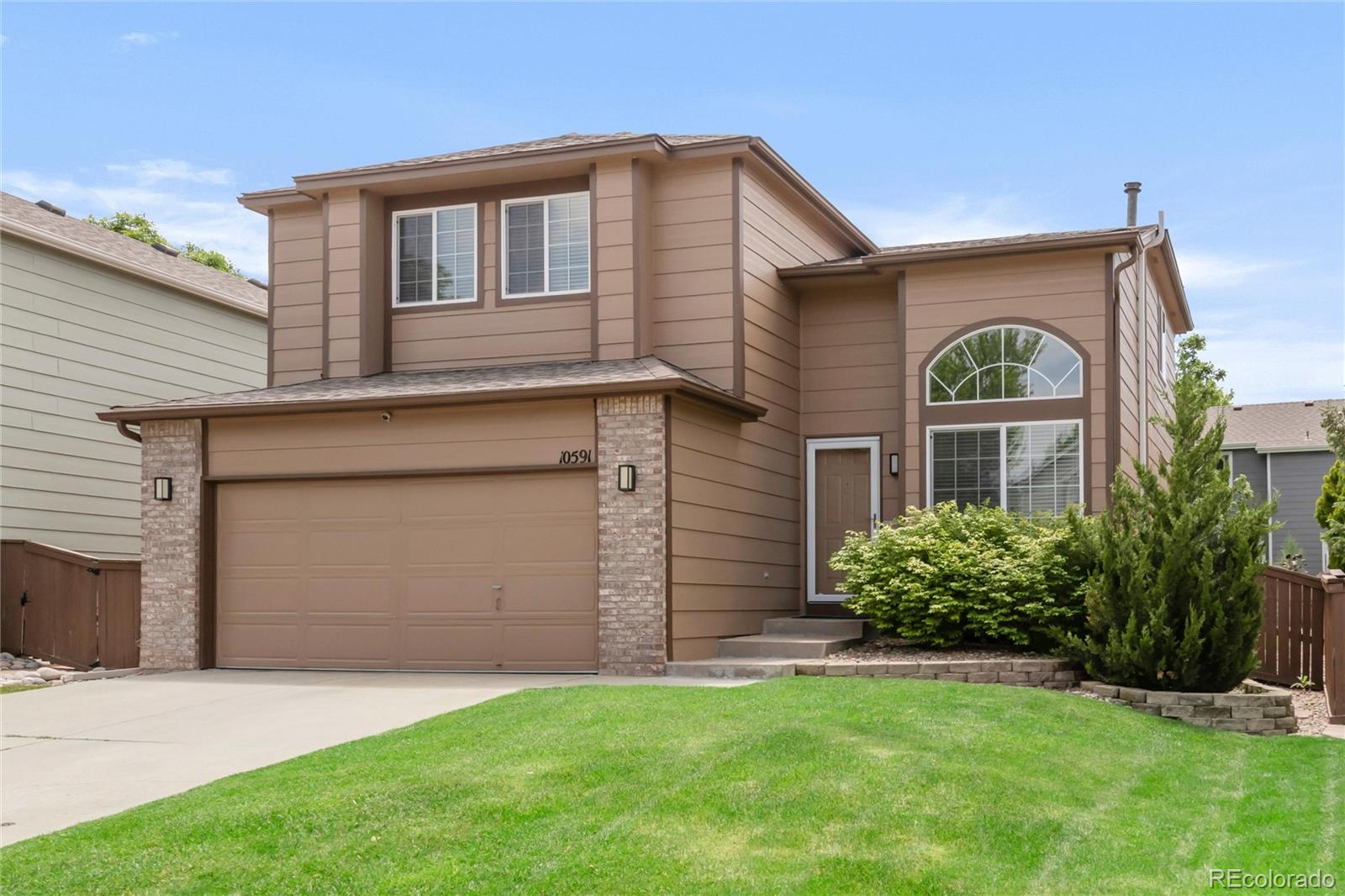 10591 Hyacinth Street Highlands Ranch, CO 80129 - Photo 1 of 31 Gallery Image 1