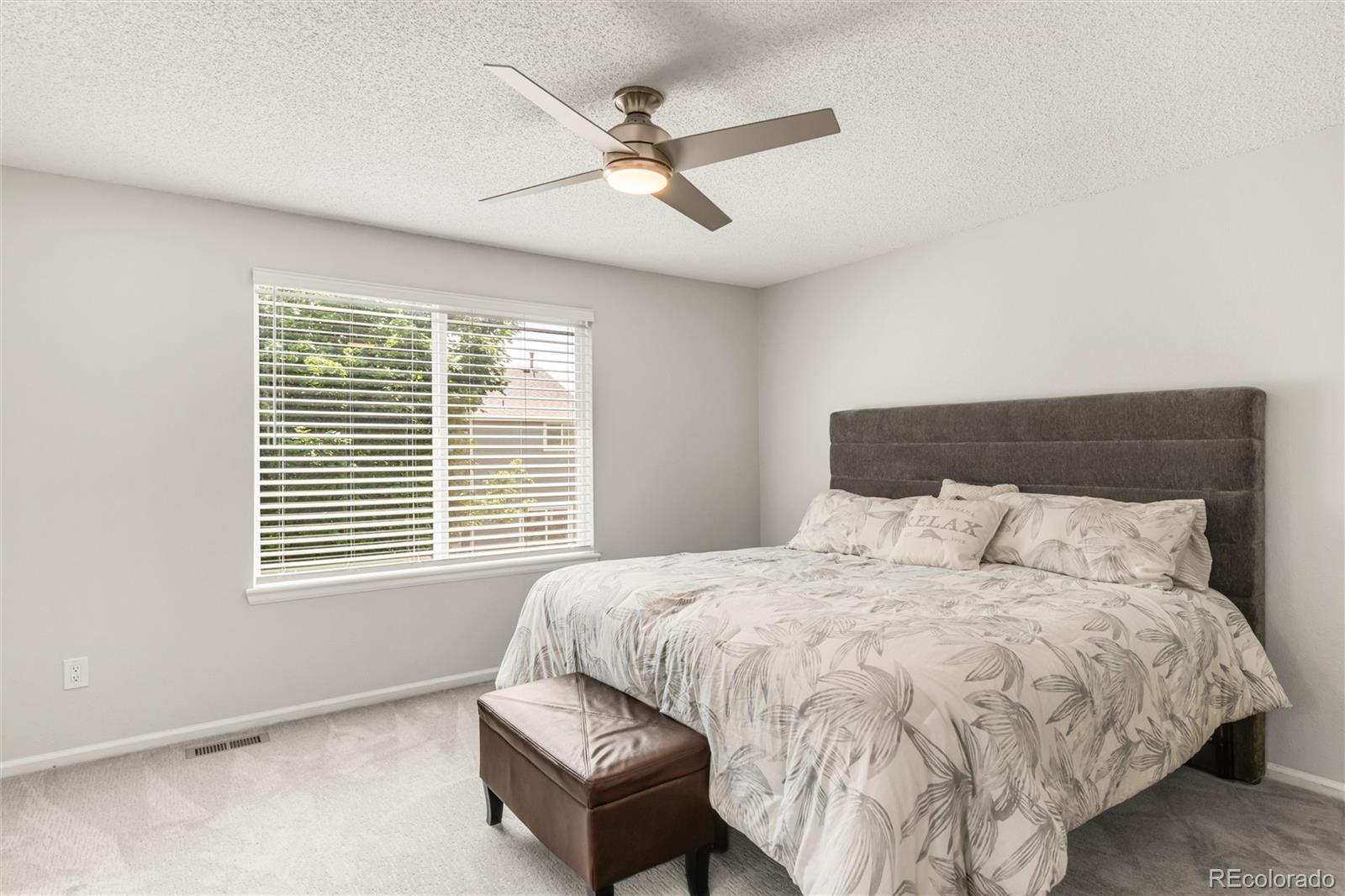 10591 Hyacinth Street Highlands Ranch, CO 80129 - Photo 12 of 31 Gallery Image 12