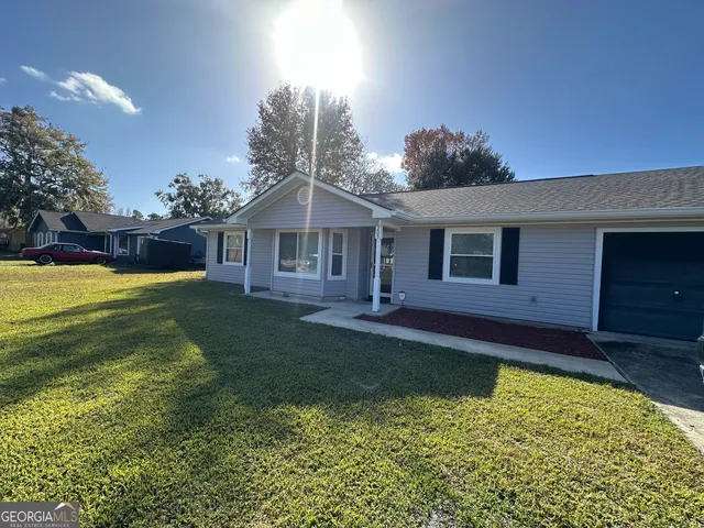 $1,600 | 205 Woodlawn Drive, St. Marys, GA 31558