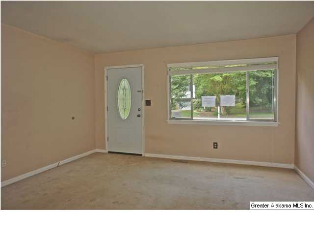 5161 Northumberland Road Birmingham, AL 35210 - Photo 3 of 32