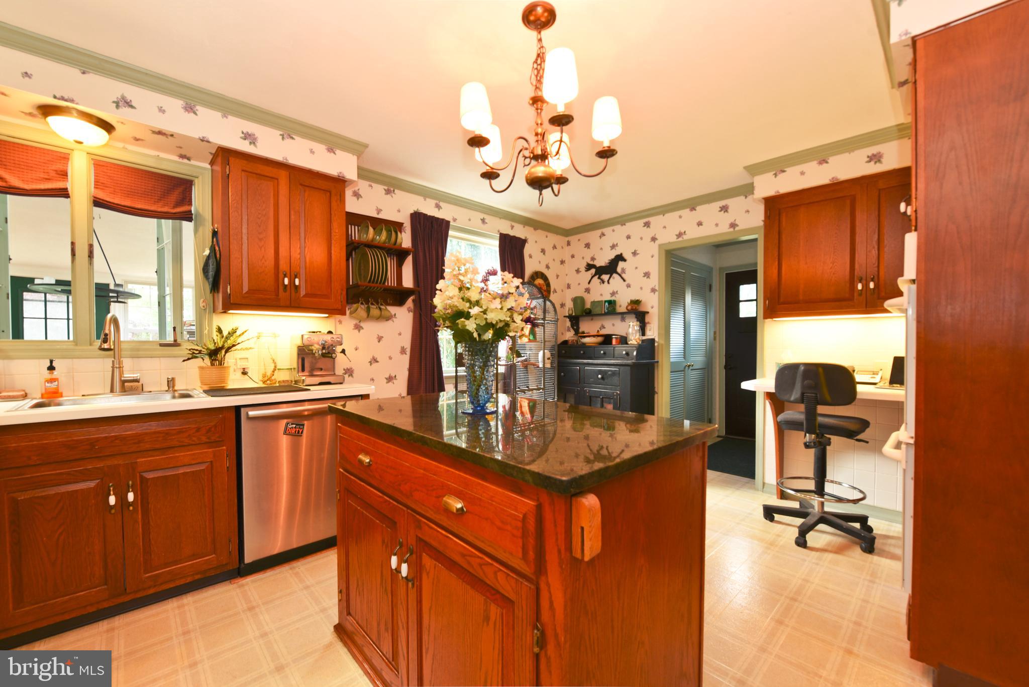 74 Mountainview Road Ewing, NJ 08628 - Photo 14 of 39 5 burner counter top range