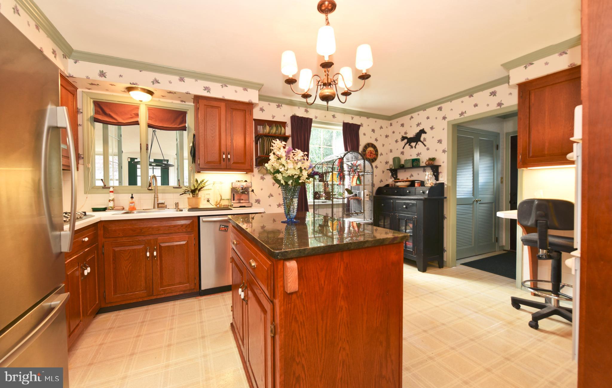 74 Mountainview Road Ewing, NJ 08628 - Photo 15 of 39 New SS Refrigerator