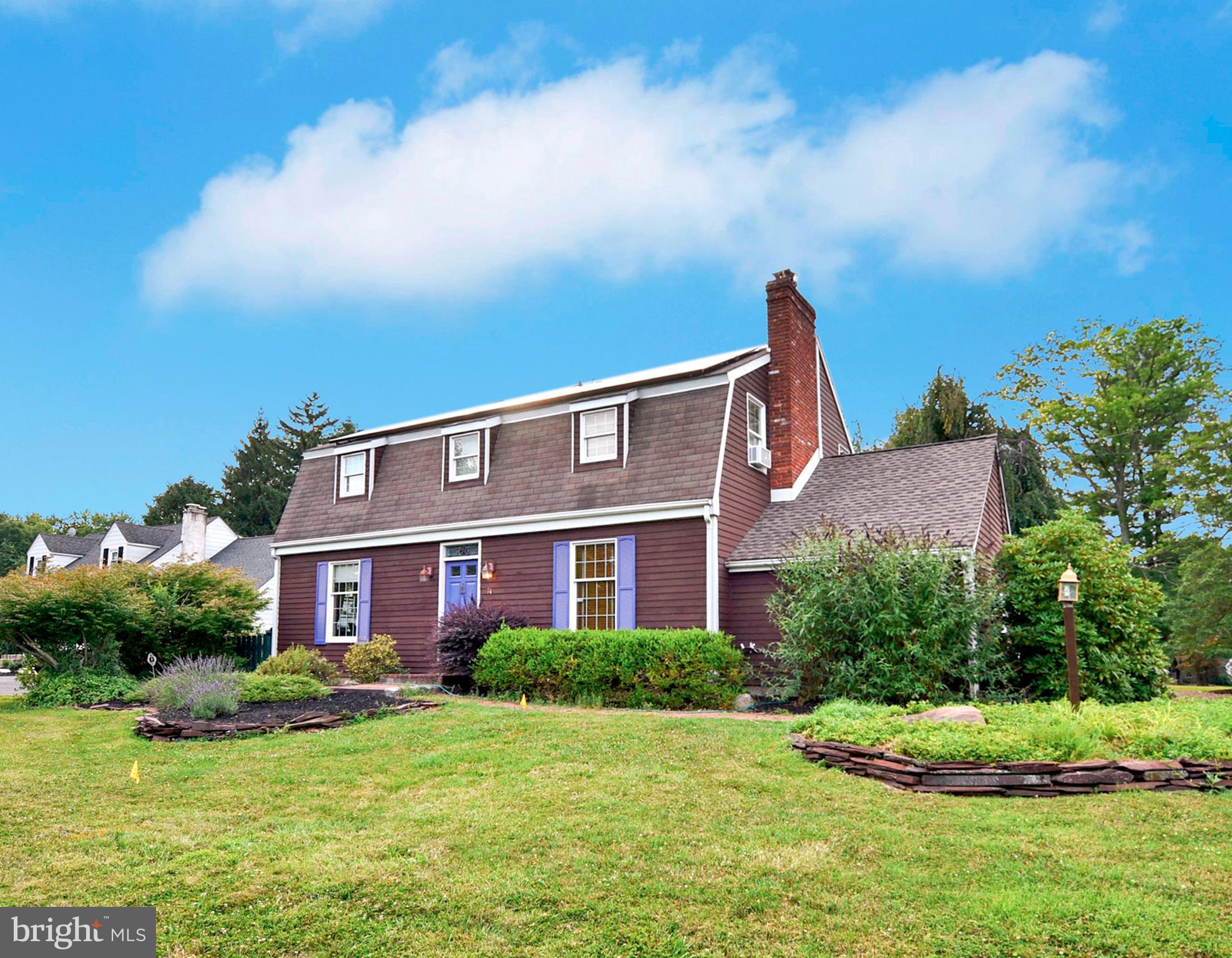 74 Mountainview Road Ewing, NJ 08628 - Photo 4 of 39 Lovely Landscaping