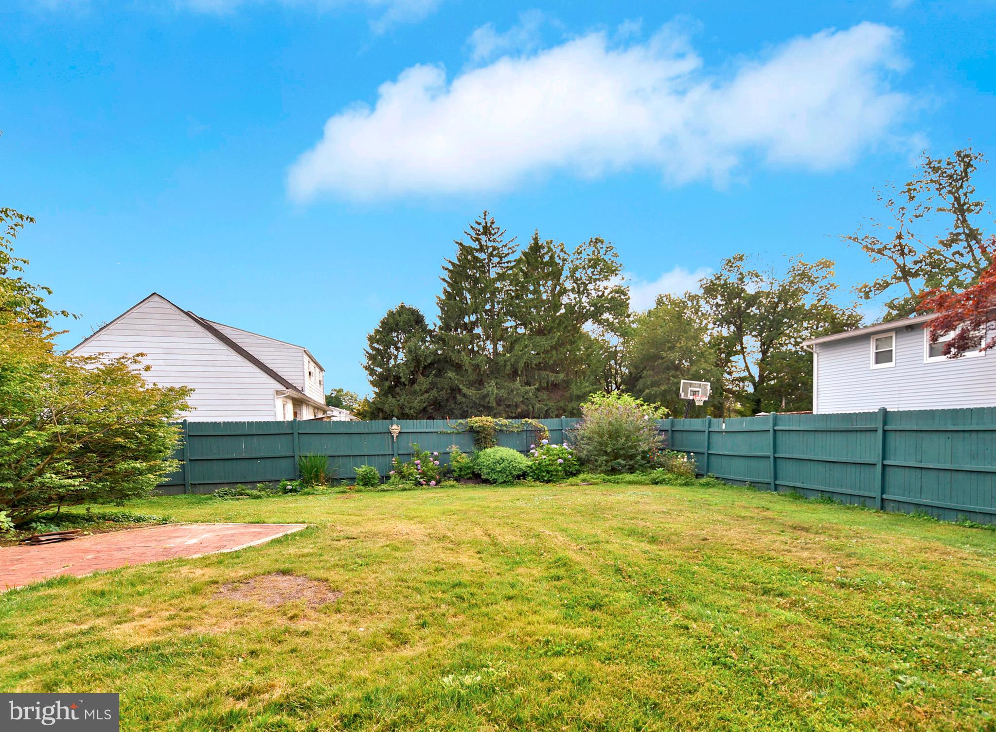 74 Mountainview Road Ewing, NJ 08628 - Photo 34 of 39 Fenced Yard
