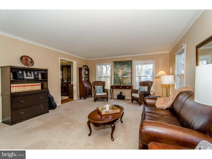 3 Morgan Lane Wallingford, PA 19086 - Photo 4 of 21 Living Room