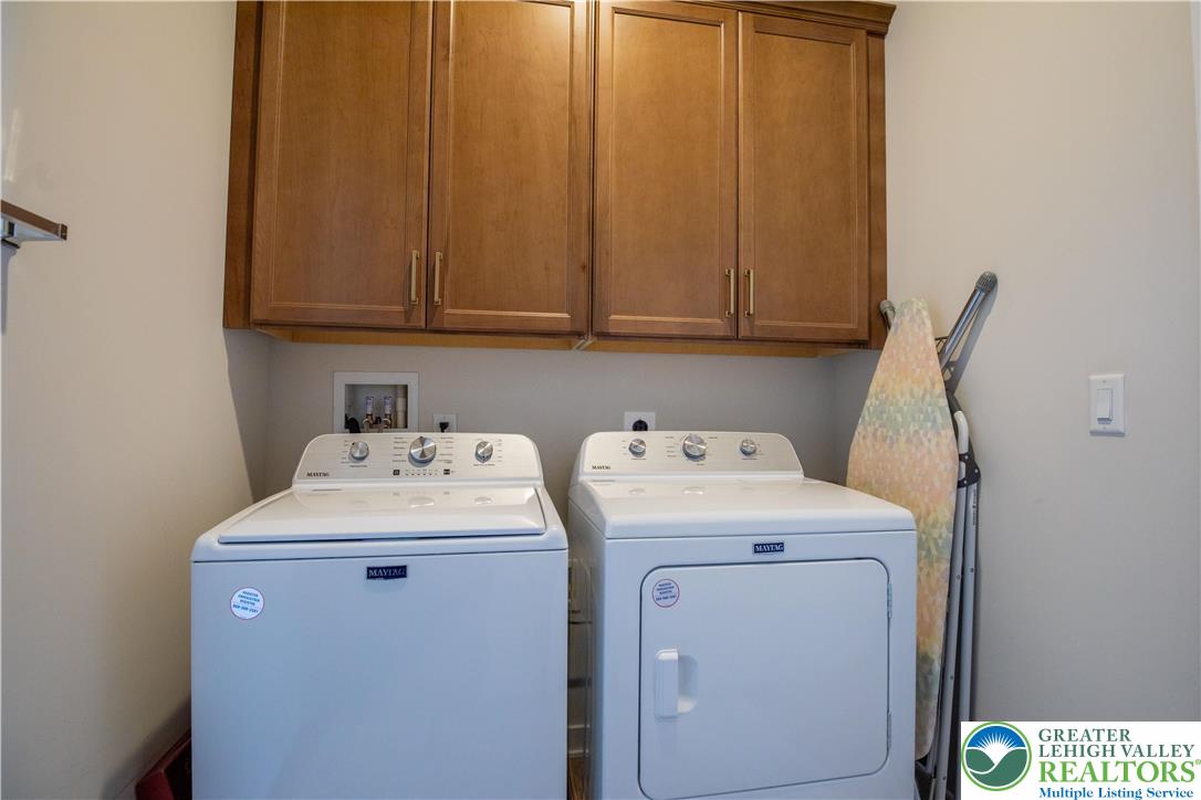 7022 Oak Lane Bath, PA 18014 - Photo 27 of 40