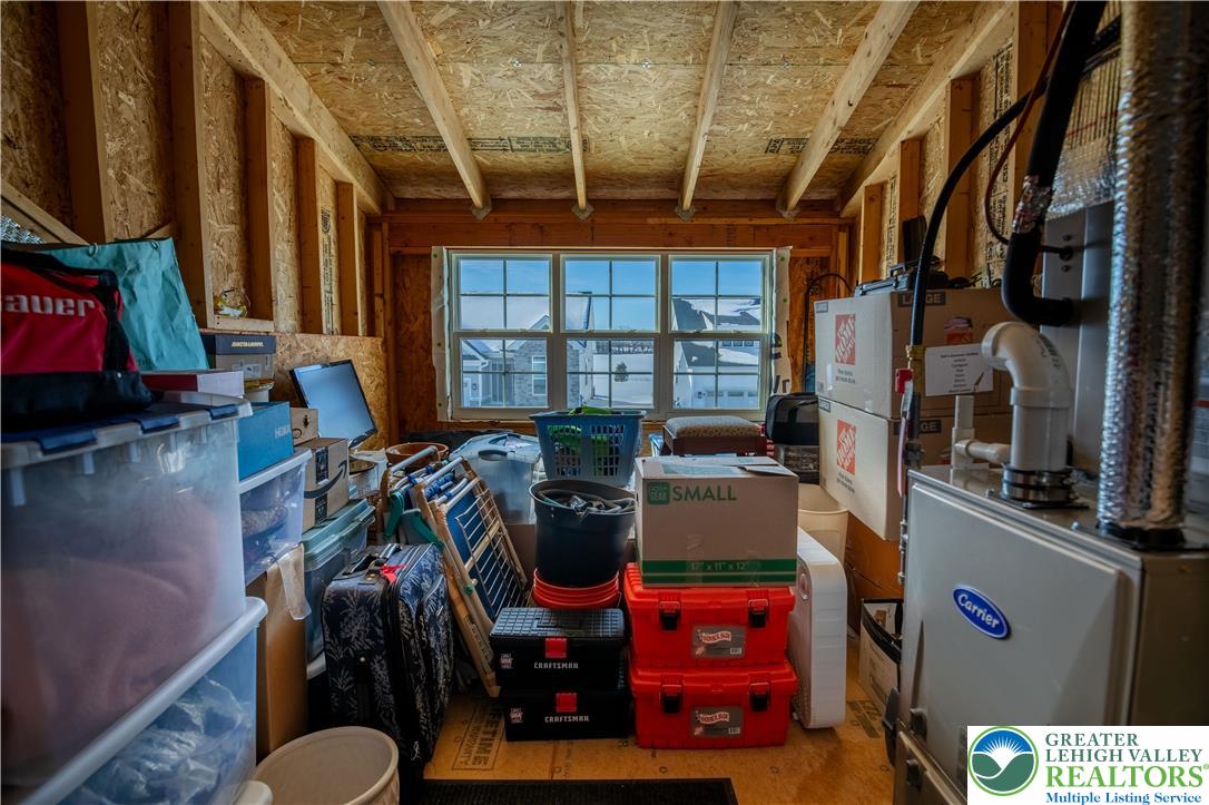 7022 Oak Lane Bath, PA 18014 - Photo 29 of 40