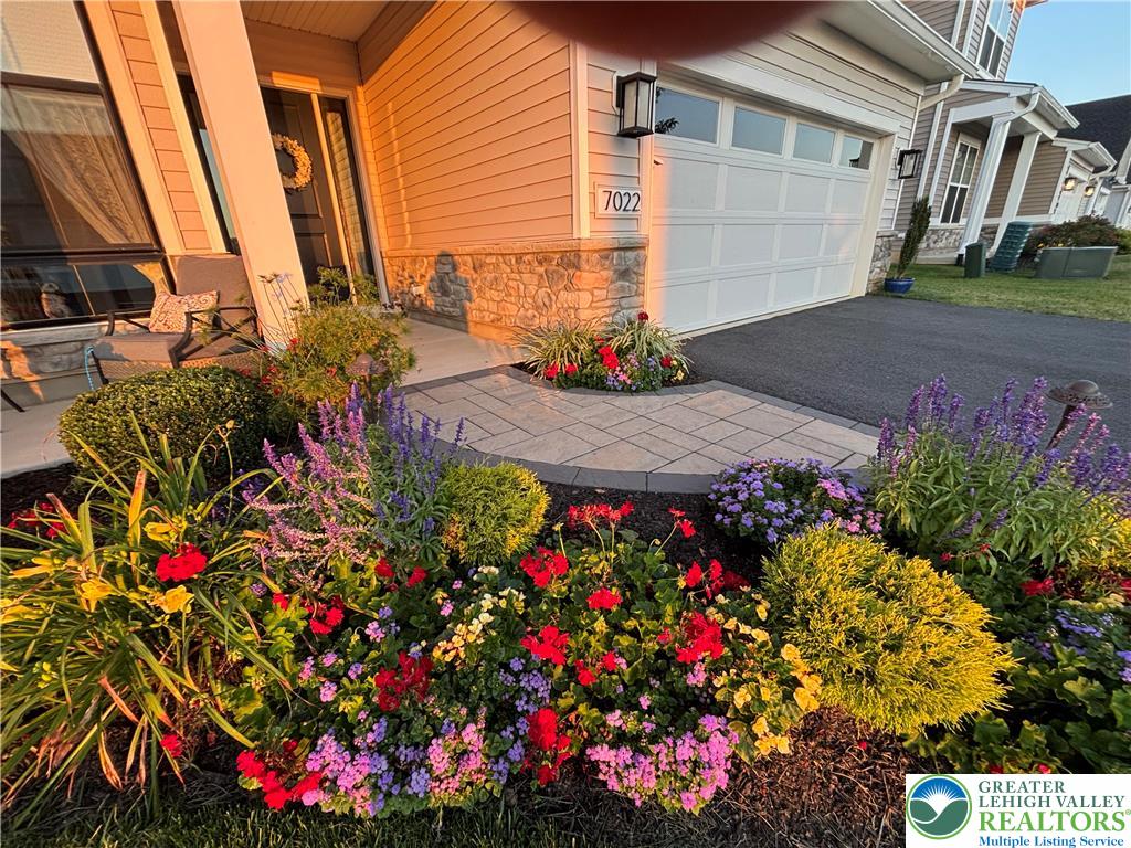 7022 Oak Lane Bath, PA 18014 - Photo 33 of 40