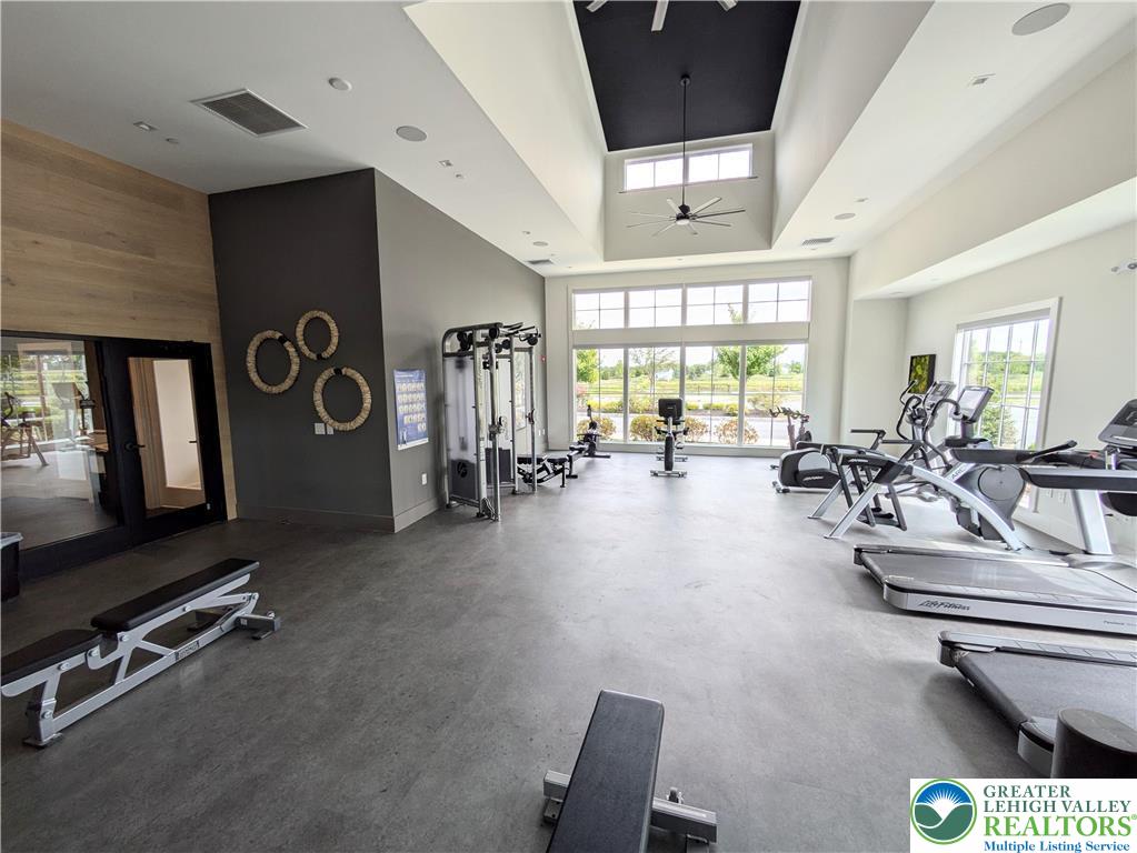 7022 Oak Lane Bath, PA 18014 - Photo 38 of 40