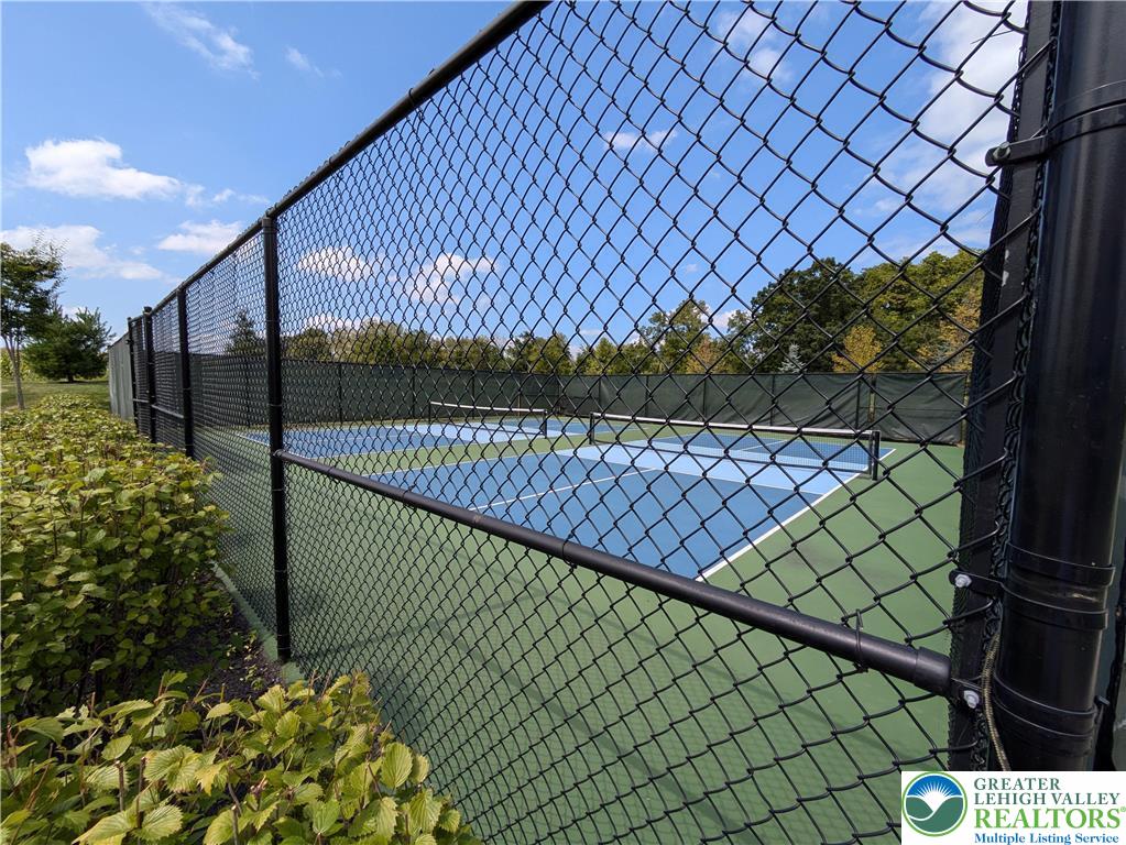 7022 Oak Lane Bath, PA 18014 - Photo 39 of 40