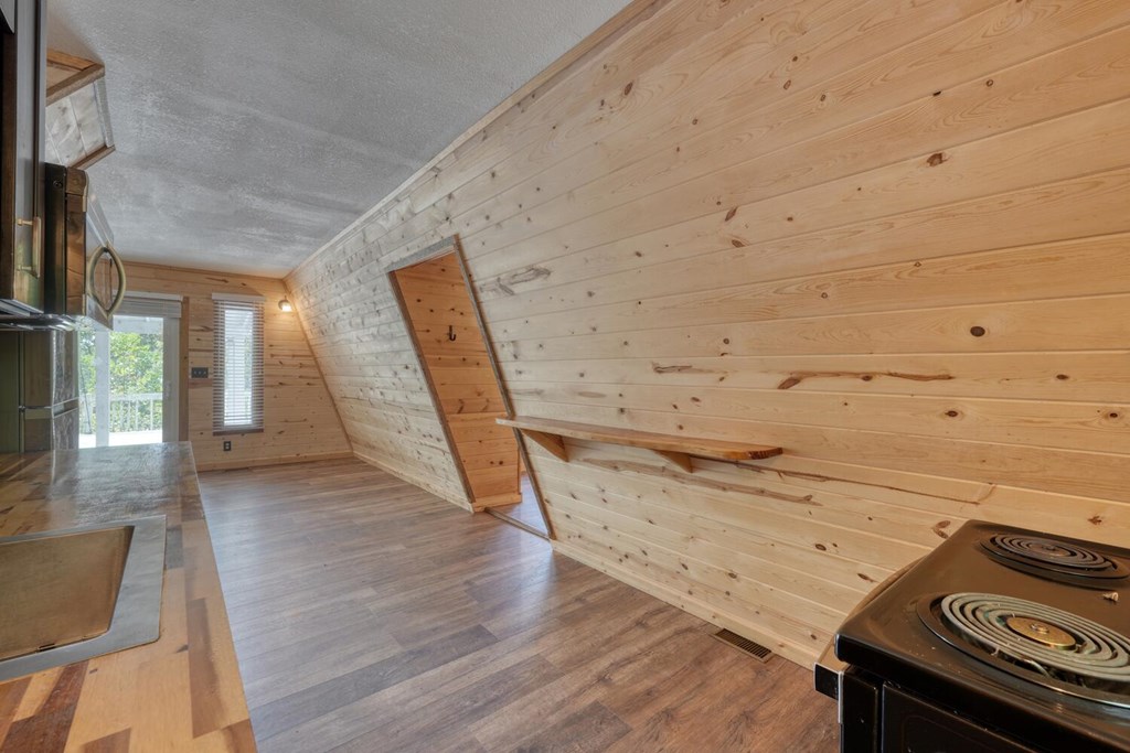 534 Doc Thomas Ridge Road Blairsville, GA 30512 - Photo 14 of 36