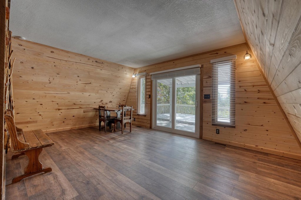 534 Doc Thomas Ridge Road Blairsville, GA 30512 - Photo 8 of 36