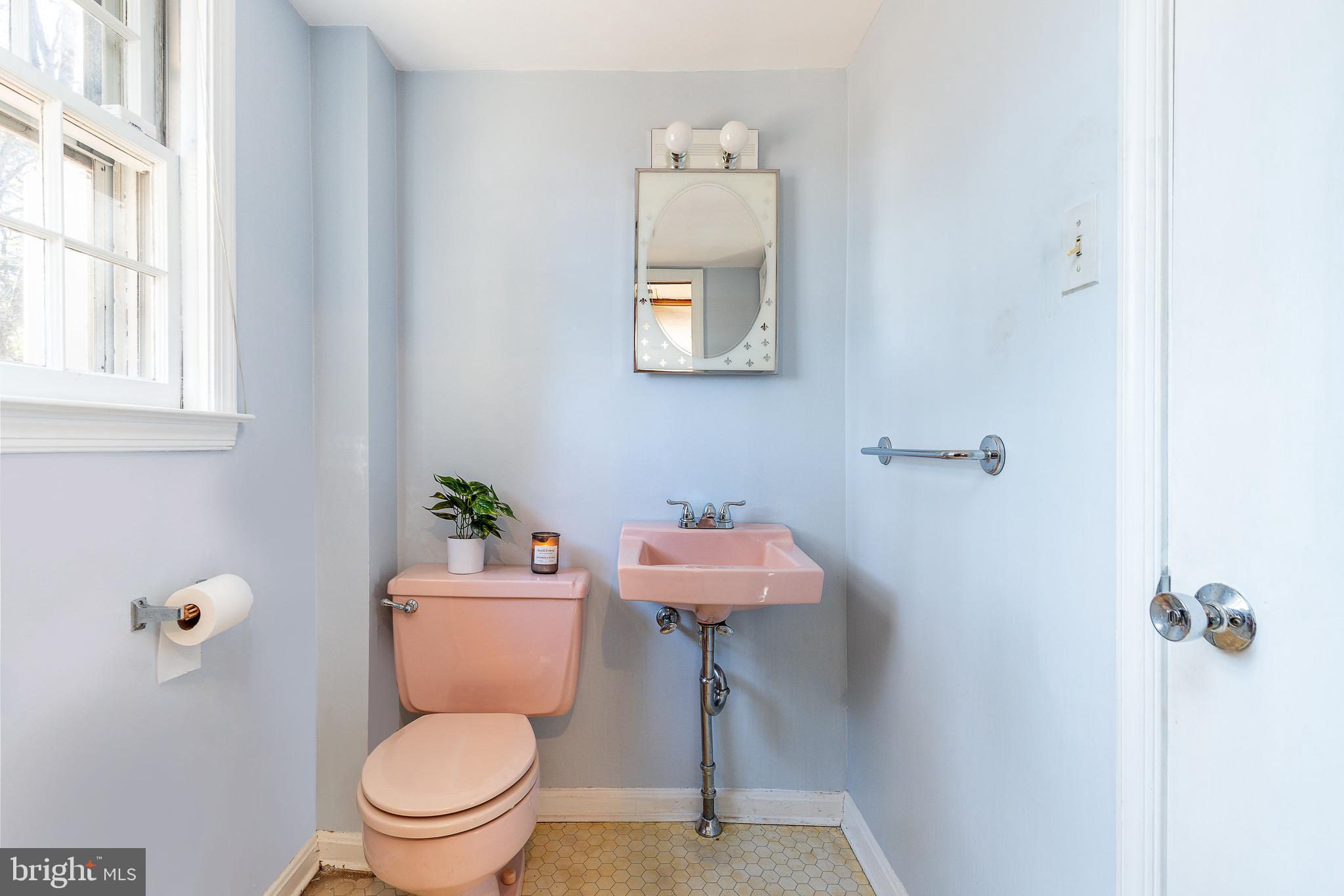 1319 Prospect Hill Road Villanova, PA 19085 - Photo 18 of 42