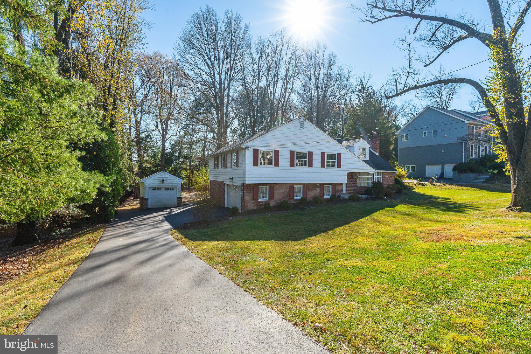 1319 Prospect Hill Road Villanova, PA 19085 - Photo 3 of 42