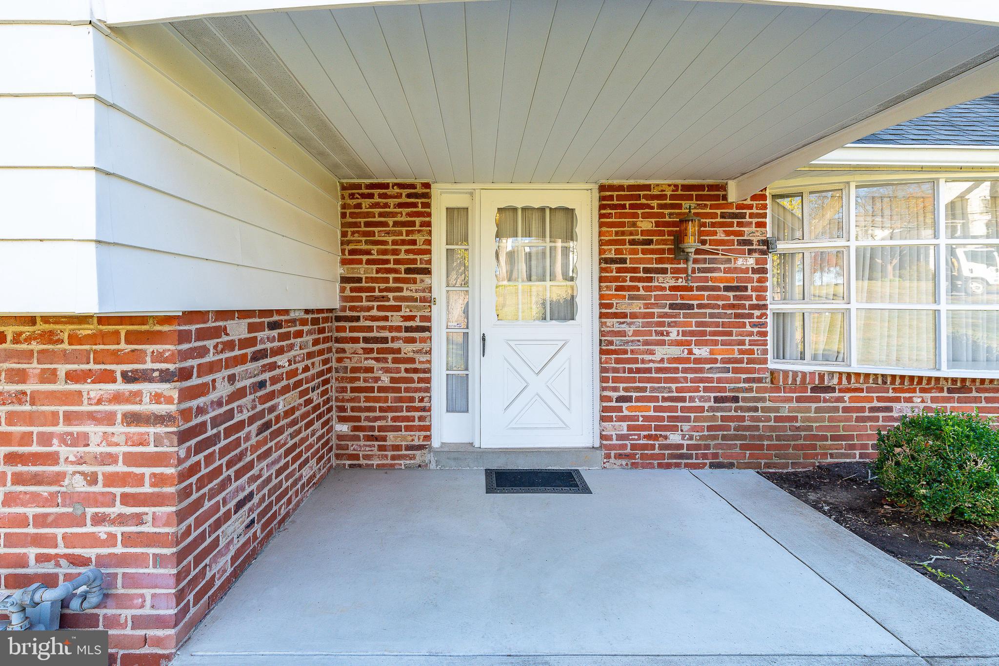 1319 Prospect Hill Road Villanova, PA 19085 - Photo 5 of 42