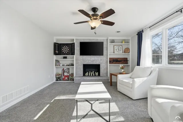 $314,900 | 4330 Southeast 26th Terrace, Topeka, KS 66605