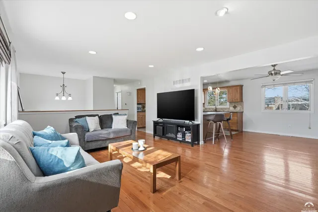 $314,900 | 4330 Southeast 26th Terrace, Topeka, KS 66605