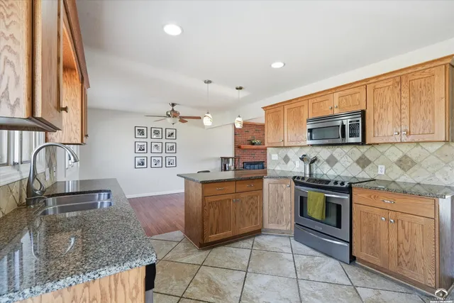 $314,900 | 4330 Southeast 26th Terrace, Topeka, KS 66605