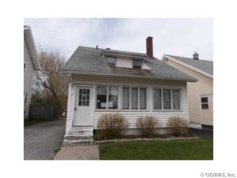 70 Wyndham Road Rochester, NY 14612 - Photo 1 of 1 Exterior Front.