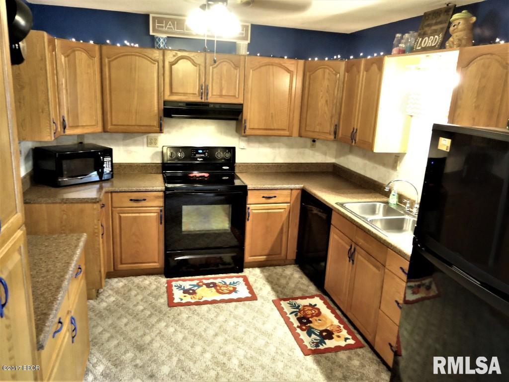 404 North Maple Street Christopher, IL 62822 - Photo 8 of 43