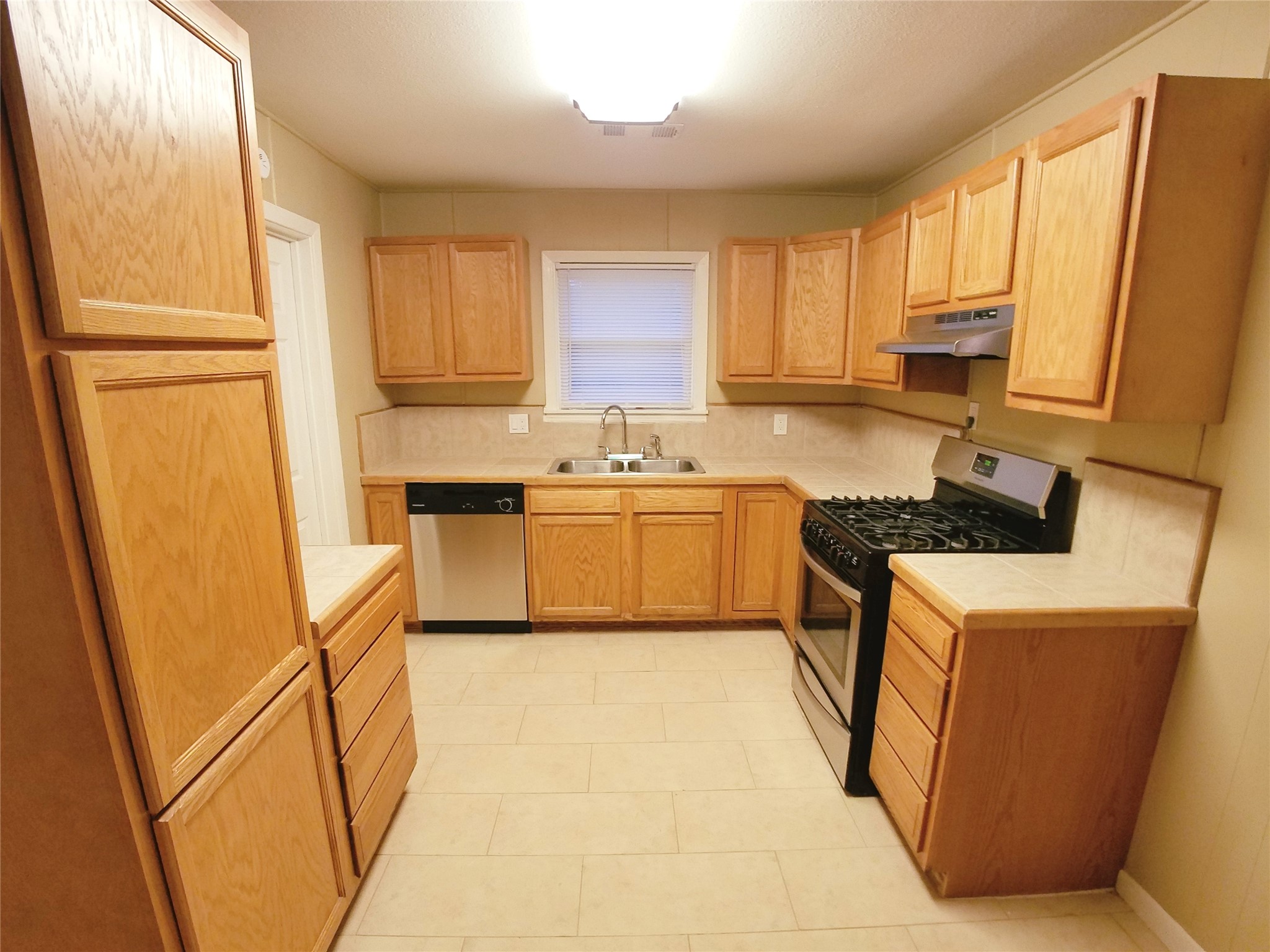 3310 Marvin Road Baytown, TX 77521 - Photo 7 of 19