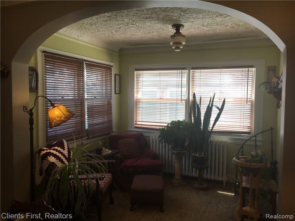 27157 Howell Road Redford, MI 48239 - Photo 13 of 46 IMG_4702 - Copy.JPG