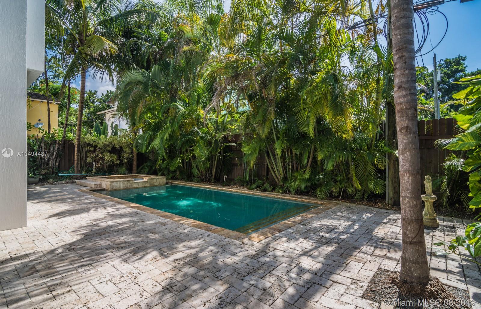 3751 Solana Road Miami, FL 33133 - Photo 12 of 53 Gallery Image 12