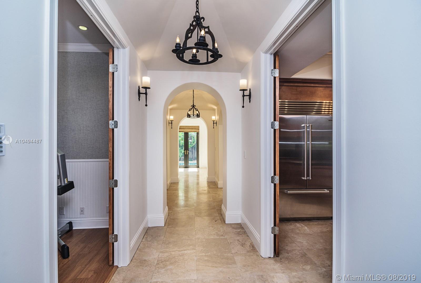 3751 Solana Road Miami, FL 33133 - Photo 14 of 53 Gallery Image 14