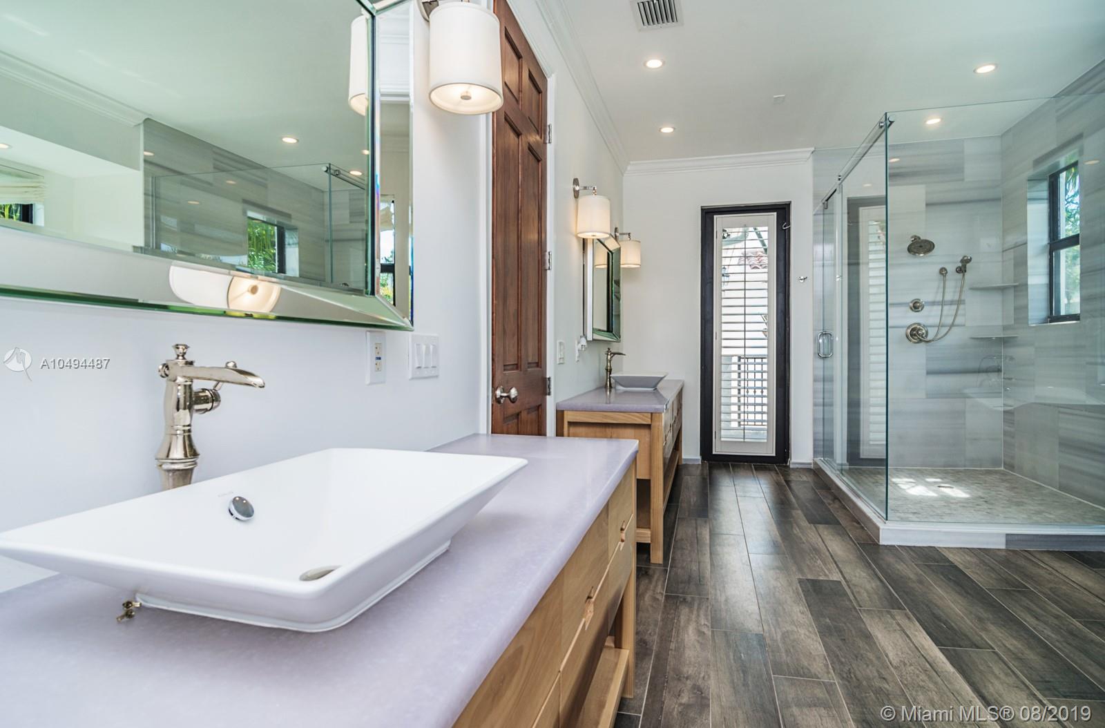 3751 Solana Road Miami, FL 33133 - Photo 20 of 53 Gallery Image 20