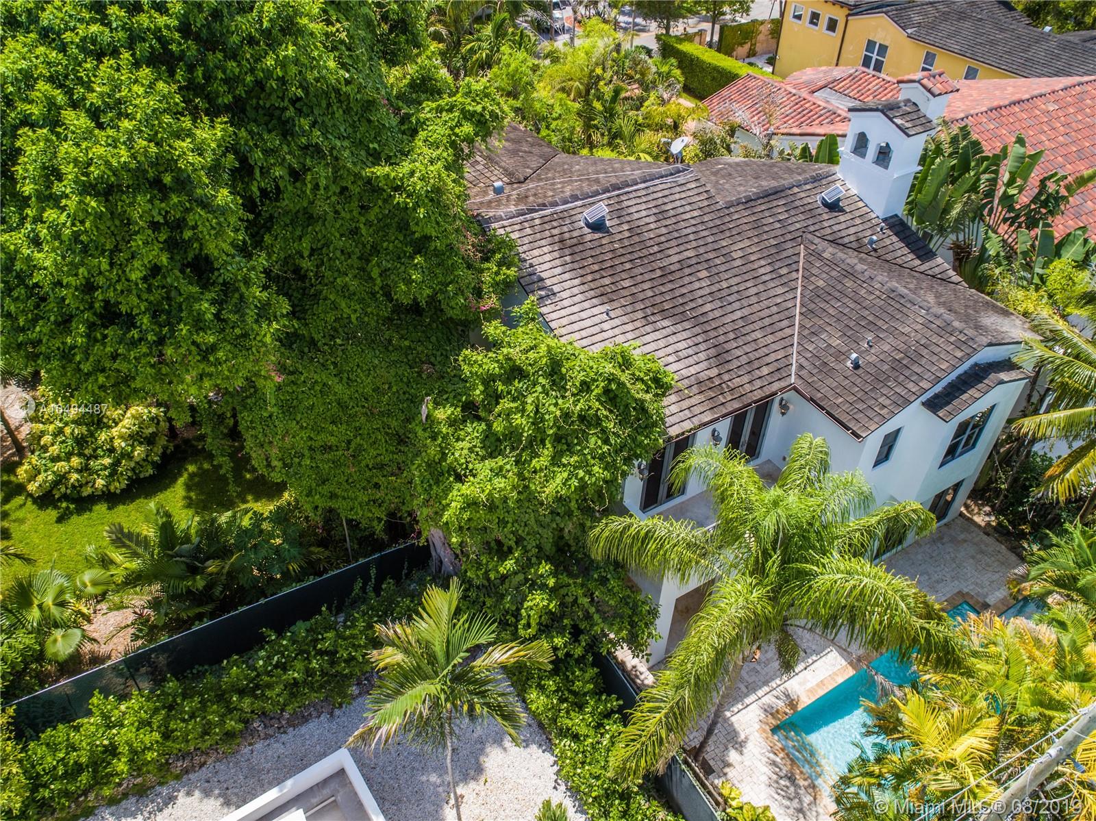 3751 Solana Road Miami, FL 33133 - Photo 5 of 53 Gallery Image 5